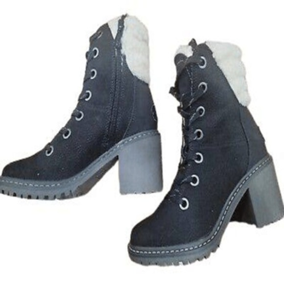 Roxy Wildlands Boot - Picture 3 of 9